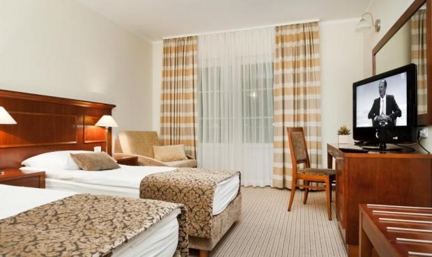 Hotel Cateski Dvorec ชาเตช อ็อบ ซาวี ภายนอก รูปภาพ